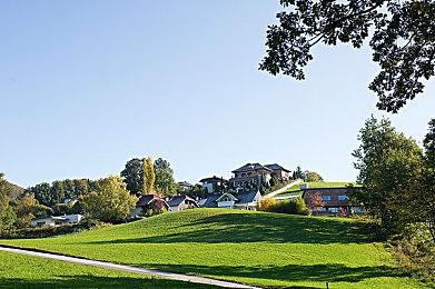 《瘟疫传说：无罪》XSX＆S、PS5、PC对比